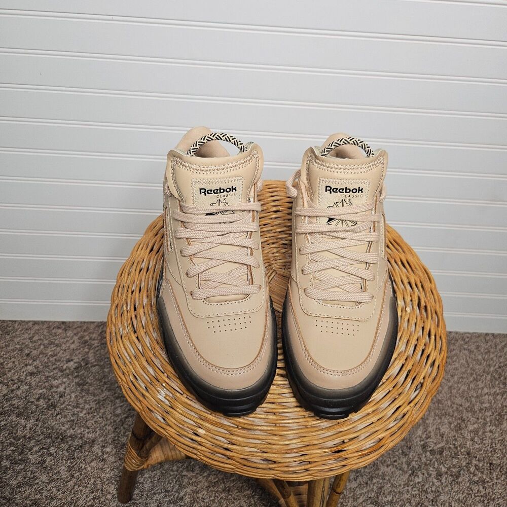 Cardi B x Reebok Club C Shoes Women’s S 4 Beige Black Sole Rare Collab Sneakers